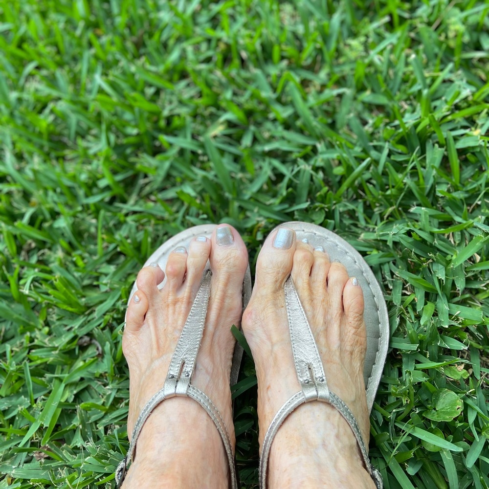 Bernardo sandals
